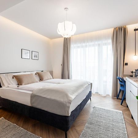 Catalog Boutique Rooms Bratislava Exteriör bild